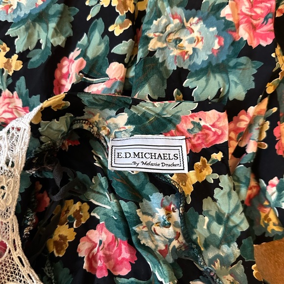 E.D Michaels vintage floral dress. - Picture 8 of 11